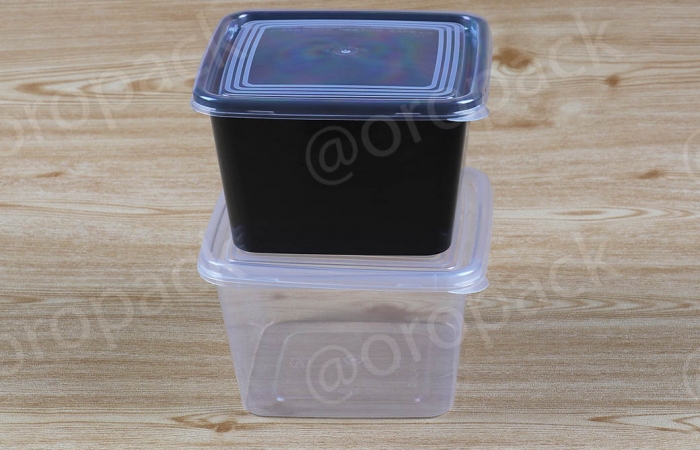 กล่องอาหารเหลี่ยม  SQ-BOX650ml+ฝาสีใส